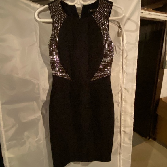 Guess Bodycon Dress - Picture 1 of 1